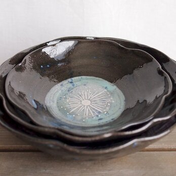 黒いお花の鉢セット（金銀彩模様入り）