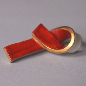 ブローチ　磁器　TUNAGU　27