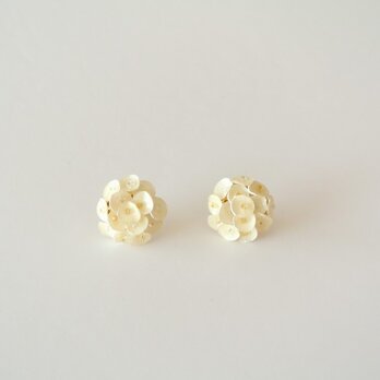 ランタナ ピアス／イヤリング （white）