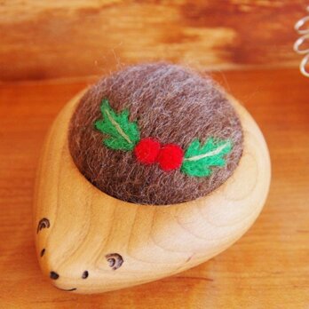 羊毛ピンクッション【針山】　はりねずみ　ヒイラギ模様