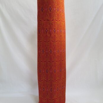 手織り絣ヨガマットバック　オレンジ　メタルバックルの画像