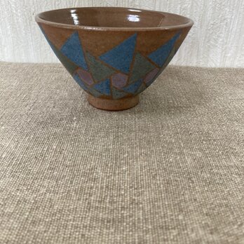 彩泥糸伏せ飯茶碗　の画像