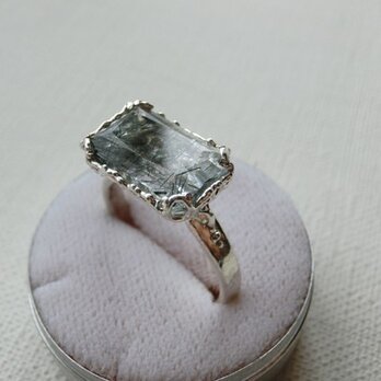 ※針葉樹林のリング　[グリーンルチルクウォーツ]