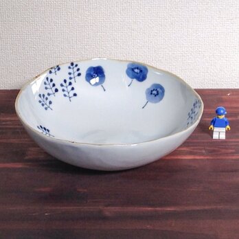 草花の大きめボウル（径約23cm）