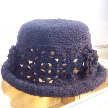 お花のニットの帽子
