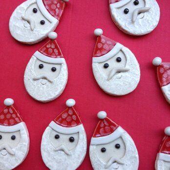 サンタクロースのブローチ