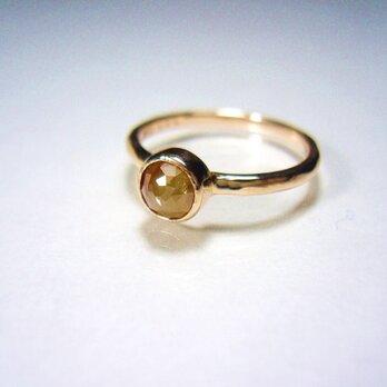 ナチュラルダイアモンドの指輪(イエローオレンジ)の画像