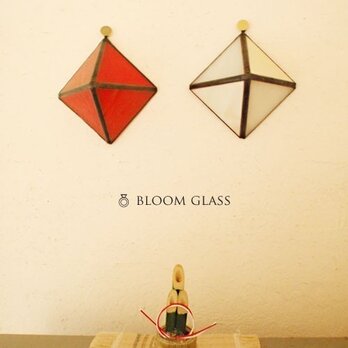 ガラスの壁掛け　紅白