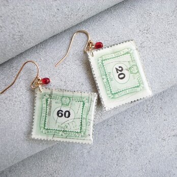 Vintage切手のイヤリング/ピアス（ハンガリーの画像