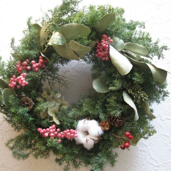 ペッパーベリーとユーカリのChristmas-wreathの画像