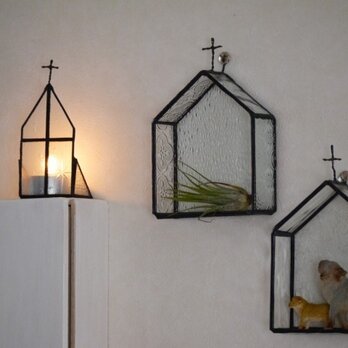 【再販】ステンドグラス　教会型飾り棚　羽根の画像