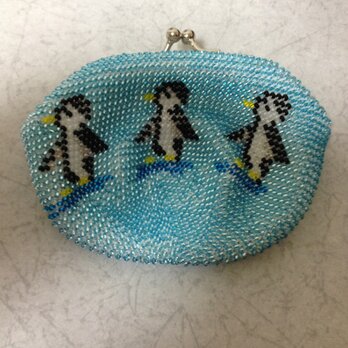 【オーダー品】ビーズ編みがま口   ペンギン柄の画像