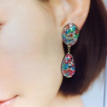 ☆送料無料☆小花たっぷり2連ピアス