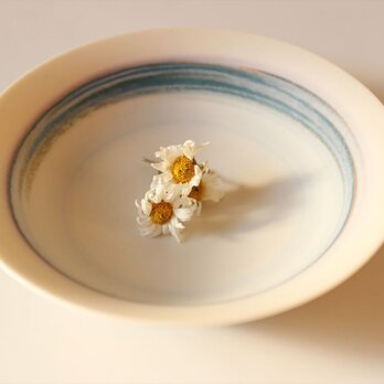 I380 白磁彩土浅鉢