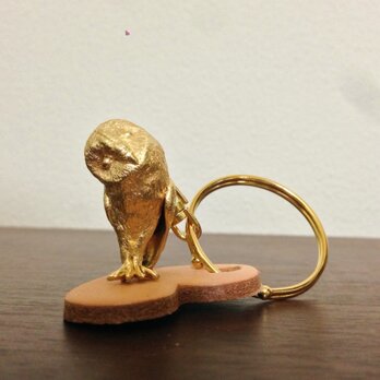 首傾げメンフクロウのキーリングB