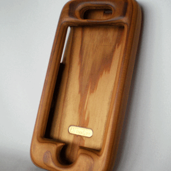 【受注制作】木製iPhoneケース（杉・フルカバー）の画像