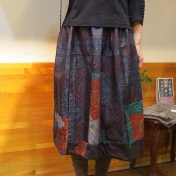 オーダーー頂いたリメイクスカート☆渋大島に大きな花の紬地パッチ♪の画像
