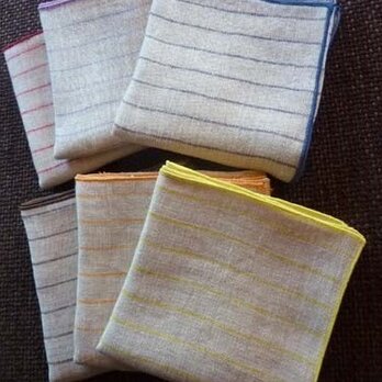 「生成りレモン」色のリネンガーゼはんかち