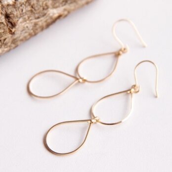 14kgf:スクエアワイヤーの２つのドロップピアス