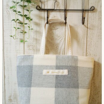 ☆新作☆　　チェックと帆布のリバーシブルトート