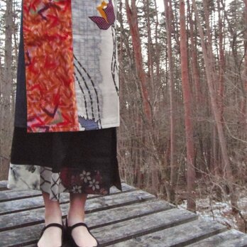 折り紙スカート「春の訪れ」銘仙パッチワーク×デニム　ロング丈の画像