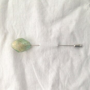 【SALE 】 緑ばらのピン