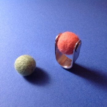 Silver×羊毛ボール リング オレンジ&緑の画像