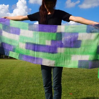 国産シルク100％手染めストール -green&violet-の画像