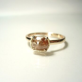 天然ダイアモンドの指輪(オレンジブラウン)の画像