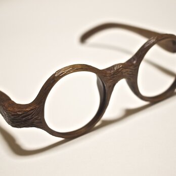 モクレンノメガネ