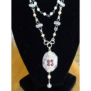 ガーネットフラワーネックレス