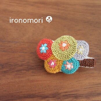 【受注制作】手刺しゅうのブローチ（Flower4）