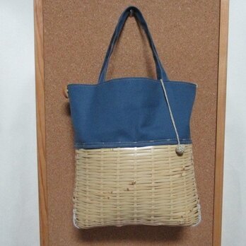 竹と帆布のかばんの画像