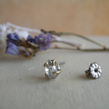 ハーキマーダイヤモンド真鍮ピアス