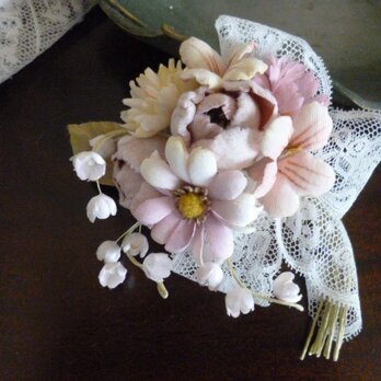 ミニ薔薇と小花の花束コサージュ＊ピンクの画像