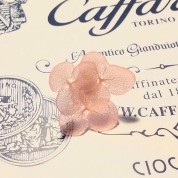 ayaka様専用オーダー片耳アジサイピアス