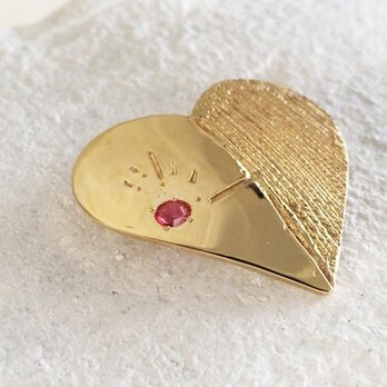 ”Emission” Ruby and Brass Broochの画像