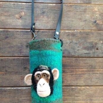 チンパンジーのうっかりさん（ペットボトルホルダー）