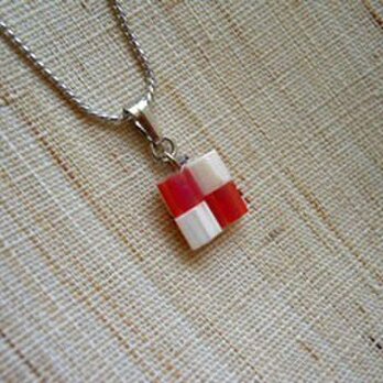 市松ペンダント red+whiteの画像