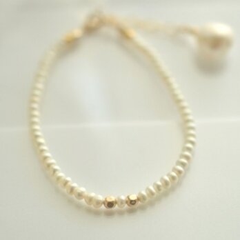 Baby Pearl Braceletの画像