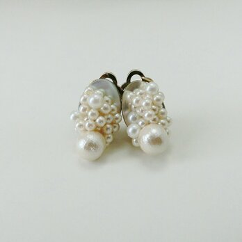 oval shell pearl earringの画像