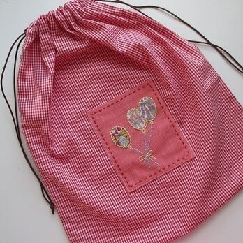 風船アップリケ刺繍の巾着の画像