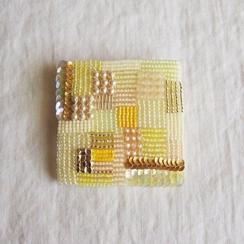 【生産終了品】tile-yellowブローチの画像