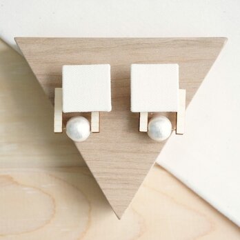 モチーフキャッチピアス＜ひのき-square＞p-28