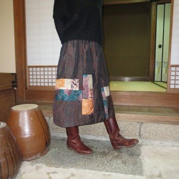 着物リメイク☆渋～い大島紬に綺麗な銘仙パッチ♪大人ロングスカートの画像