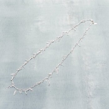 line necklaceの画像