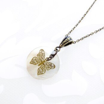 Moon  butterfly  ネックレスの画像