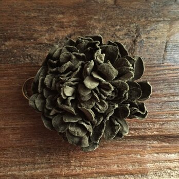革花のカブトピン LSP 金具6cm オリーブの画像