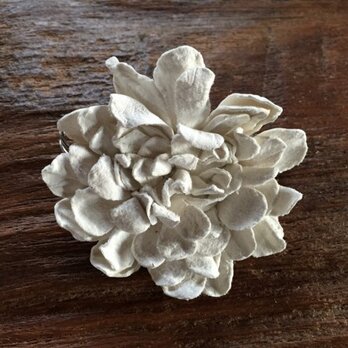 革花のカブトピン L  金具6cm 白の画像