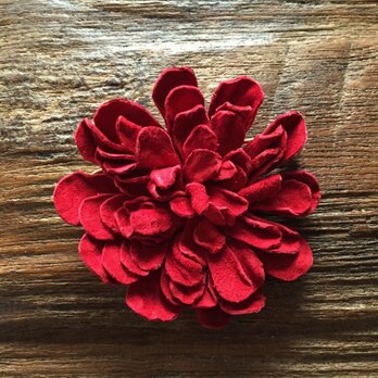 革花のカブトピン L  金具6cm 赤の画像